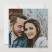 ほこりっぽい青いフローラ写真の日付を保存 招待状 (裏面)