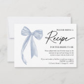 ほこりっぽい青いブライダルシャワーレシピ要求エンクロージャ 招待状 (正面)
