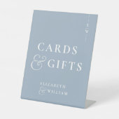 ほこりっぽい青いモノグラムカードとギフト 台座サイン (正面)