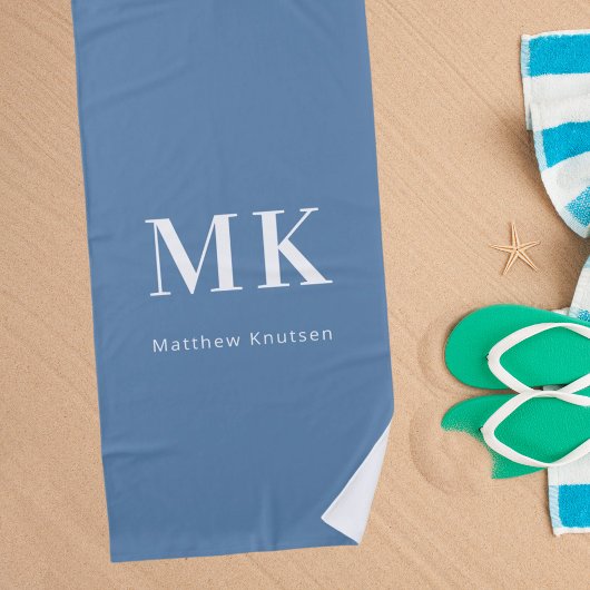 ほこりっぽい青いモノグラム名イニシャル ビーチタオル