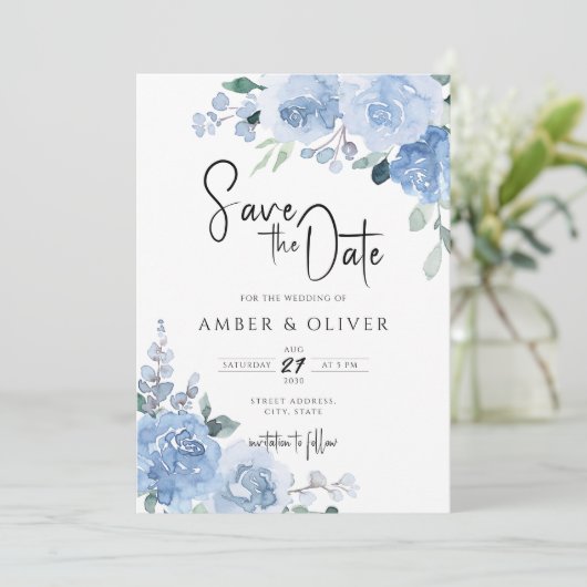 ほこりっぽい青いライトブルー葉のフローラが日付を保存 招待状 (スタンド正面)