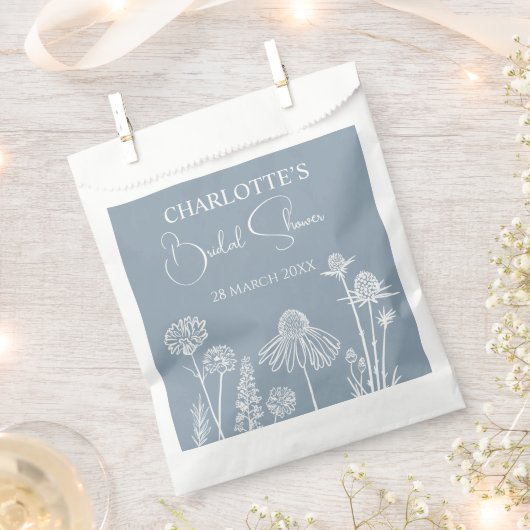 ほこりっぽい青いワイルドフラワースケッチフローラ フェイバーバッグ (クリップ留めされた状態)