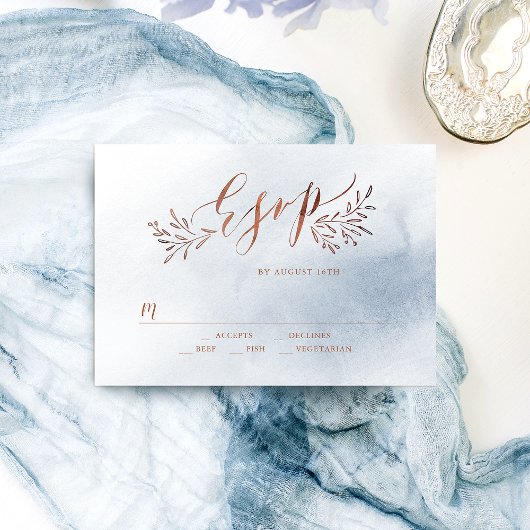 ほこりっぽい青い書道素朴なフローラ結婚式RSVP 出欠カード