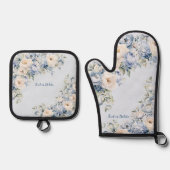 ほこりっぽい青い水色のアイボリーの離れ花の素朴 鍋つかみ&鍋敷きセット (正面)