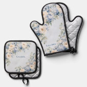 ほこりっぽい青い水色のアイボリーの離れ花の素朴 鍋つかみ&鍋敷きセット (正面/裏面)