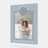 ほこりっぽい青い葉のクレストモノグラム結婚写真 アクリルサイン (傾斜)