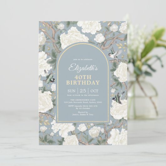 ほこりっぽい青いChinoiserieフローラ女性40歳の誕生日 招待状 (スタンド正面)