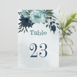 ほこりっぽい青とネイビーの花のテーブル番号 招待状