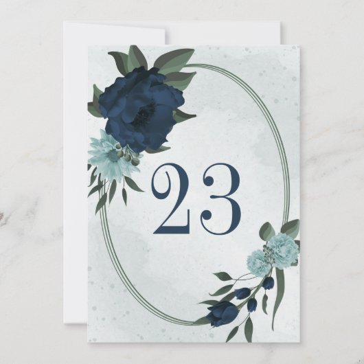 ほこりっぽい青とネイビーの花ジオメトリックテーブル番号 招待状 (正面)