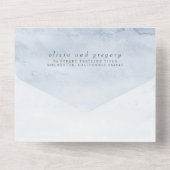 ほこりっぽい青とピンクのエレガント花モダンの結婚花 オールインワン招待状 (裏面)
