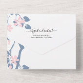 ほこりっぽい青とピンクの枝と花結婚付き オールインワン招待状 (裏面)