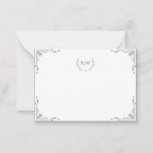 ほこりっぽい青と白 | イニシャルモダンモノグラム ノートカード (正面)