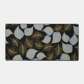 ほこりっぽい青と金ゴールド葉のブラッドのパターン デスクマット (正面)