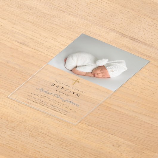 ほこりっぽい青の宗教十字少年の写真バプテスマ アクリル招待状 (レイダウン)