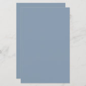 ほこりっぽい青無地の色 (正面/裏面)