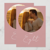 ほこりバラモダンミニマリストスクリプトテーブル番号 招待状 (正面/裏面)