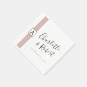 ほこりパーソナライズされたバラピンクモノグラム結婚ズ スタンダードカクテルナプキン (角)