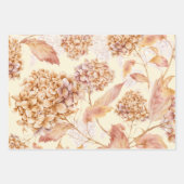 ほこり染みのオレンジ色のピンクの花 エレガント モダン パターン ラッピングペーパーシート (正面)