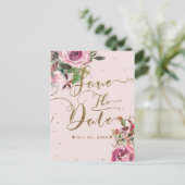 ほのかなピンクのバラのゴールドフラワー モダンなデザインのSave the Date 案内ポストカード (スタンド正面)