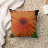 ほぼ無地のオレンジ色の枕、オレンジガーベラデイジー クッション (ブランケット)