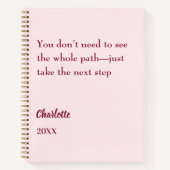 ほんのりピンクのインスピレーション目標名言 ノートブック (正面)