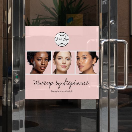 ほんのりピンクのスクリプトロゴ写真メイクスタジオ ウィンドウサイン