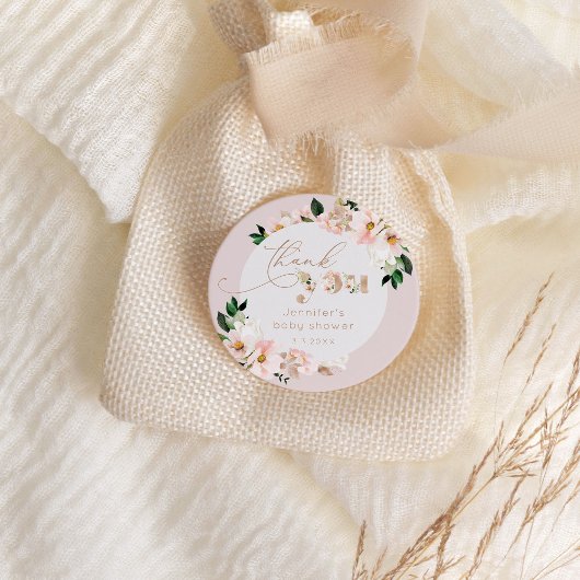 ほんのりピンクの花の女の子のベビーシャワーお礼 ラウンドシール