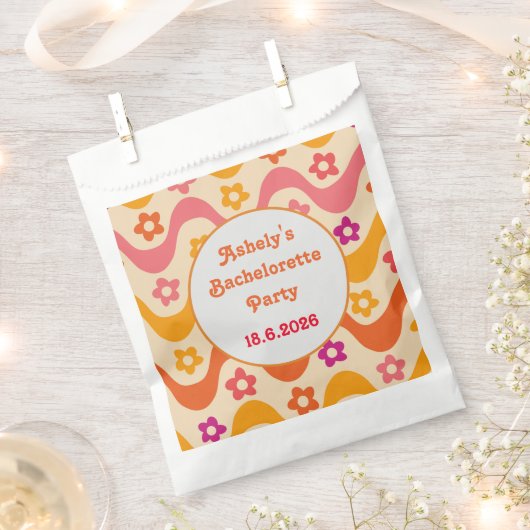 ぼうぜんと婚約したレトロ70sバチェロレッテ フェイバーバッグ (クリップ留めされた状態)