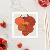 ぼやけたクモを持つテクスチャ加工されたカボチャ スタンダードカクテルナプキン (インサイチュ)