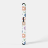 ぼやけた花のリピートパターン 白地にパステルカラー iPhoneケース (右側面)