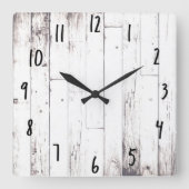 ぼろぼろのシックで白い木製の素朴な農家の納屋 スクエア壁時計 (正面)