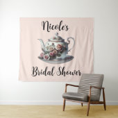 ぼろぼろのピンクのバラの蔓の花のウェディング ティー シャワー タペストリー (インサイチュ(横))