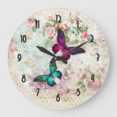 ぼろぼろのヴィンテージのバラのピンクおよび緑の蝶 ラージ壁時計 (正面)