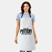 まずは陶器を作る。それから私は物事をする。 エプロン (着用した状態)