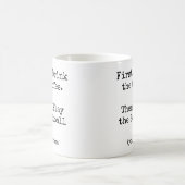 まずコーヒー、その後にソフトボール!面白い コーヒーマグカップ (中央)