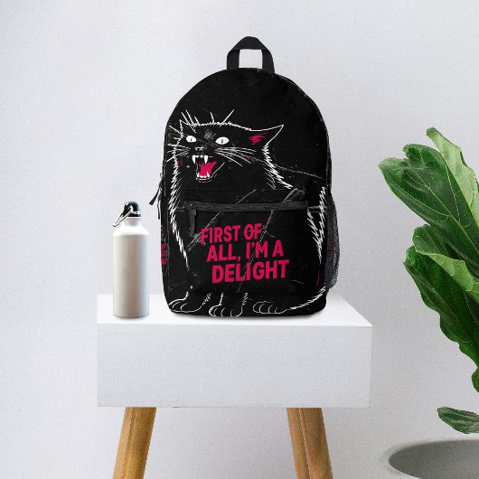 まず最初に、私は喜びに満ちた鳴き叫ぶ黒猫です プリントバックパック