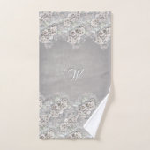 (または外に)あなたのイニシャルを持つ旧式な白いバラ バスタオルセット (ハンドタオル)