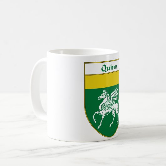 または家紋クウィンの紋章付き外衣 コーヒーマグカップ (正面左)