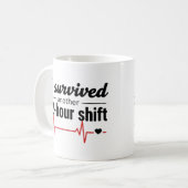 また12時間のシフトを乗り切ったナースのコーヒーマグ コーヒーマグカップ (正面左)