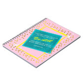 まだらせん状のノートである ノートブック (左側)