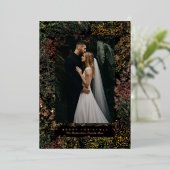 まだらな森の彩られる落ち葉の写真 箔シーズンカード (立ち正面)