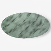 まだらにされた影またはライトが付いている素朴な緑の木製の壁 ペーパープレート (アングル)