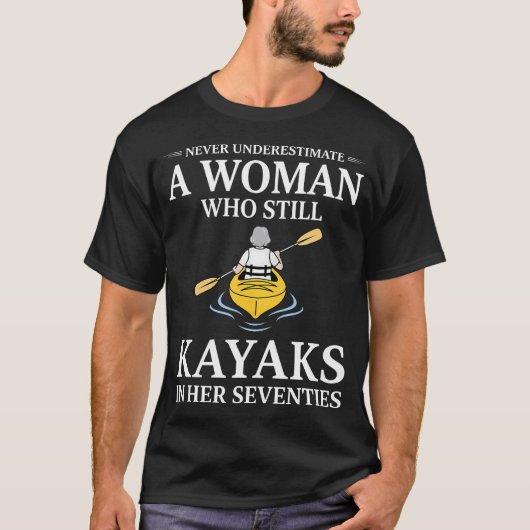 まだカヤックをする女性をナメないで Tシャツ (正面)