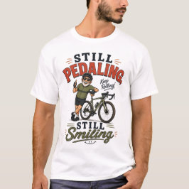 まだペダルを踏み続ける微笑みおじさん 自転車 Tシャツ