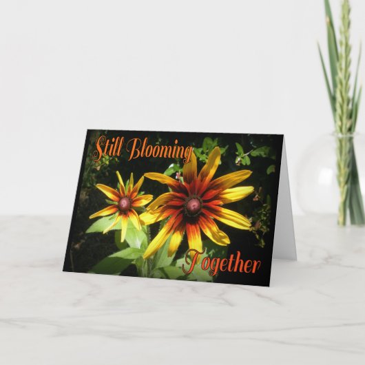 まだ一緒に咲いているハッピーアニバーサリーカード カード (正面)