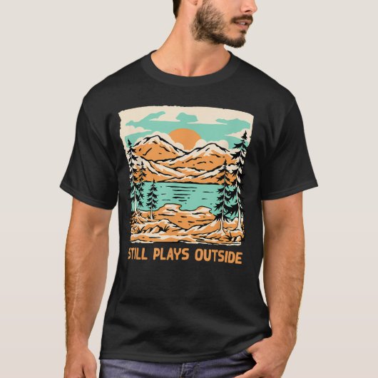 まだ外で遊ぶ キャンピング サマーキャンパー Tシャツ (正面)