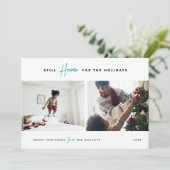 まだ家で休暇を過ごす |おもしろい 2枚の写真 シーズンカード (スタンド正面)