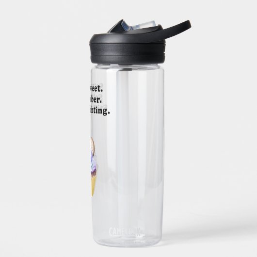 まだ甘いまだ酔っ払っているまだ数えている。酔っぱらった ウォーターボトル (左面)