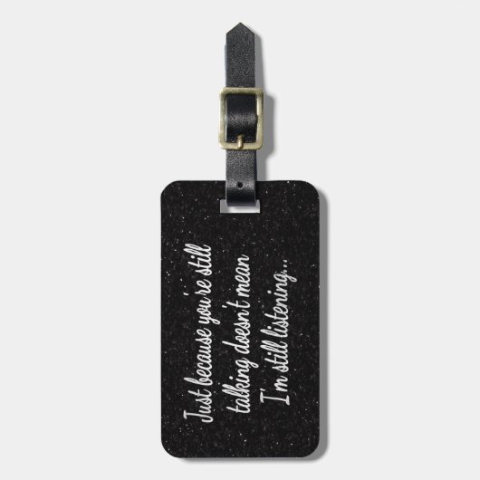 まだ話し聞てない |ホワイトスクリプト引用文 ラゲッジタグ (正面縦)