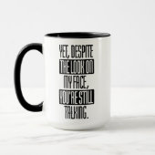 まだ話す私の顔の一見にもかかわらずあなたは マグカップ (左)